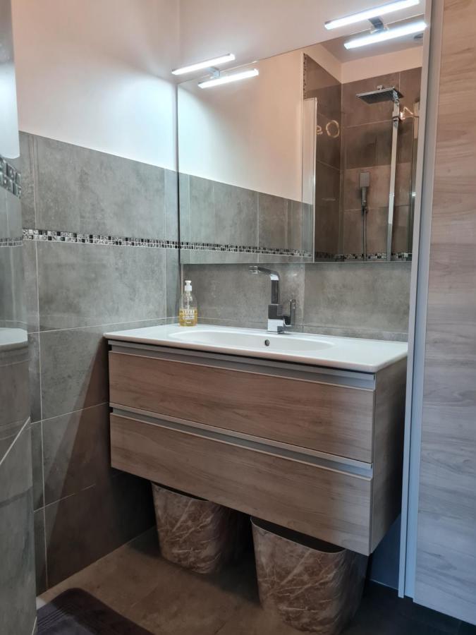 Apartament Le Rooftop - Hyper Centre - 5 Pers - Climatisation Cassis Zewnętrze zdjęcie